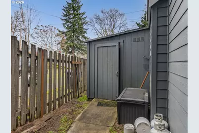 780 E Kenmore St, Gladstone, OR 97027 - Photo 38