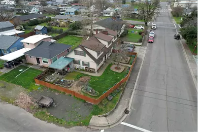 212 Park St, Riddle, OR 97469 - Photo 30