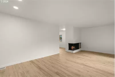3046 SW Florida Ct #B, Portland, OR 97219 - Photo 6