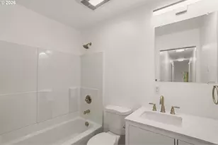 3046 SW Florida Ct, Portland, OR 97219 - Photo 20
