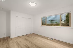 3046 SW Florida Ct, Portland, OR 97219 - Photo 20