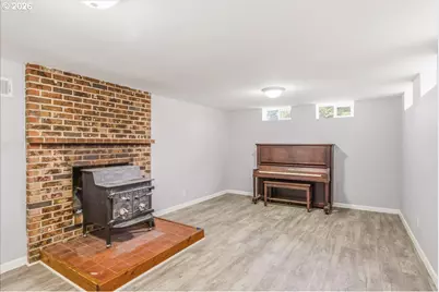 7910 N McKenna Ave, Portland, OR 97203 - Photo 22