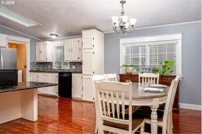 863 SW Liberty Bell Dr, Beaverton, OR 97006 - Photo 14