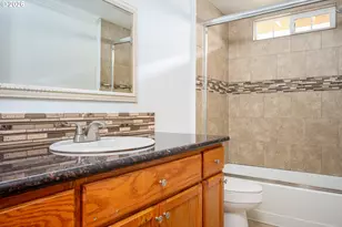 863 SW Liberty Bell Dr, Beaverton, OR 97006 - Photo 22