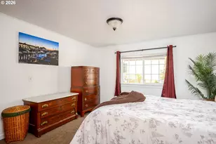 863 SW Liberty Bell Dr, Beaverton, OR 97006 - Photo 18