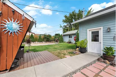 701 Z Ave, La Grande, OR 97850 - Photo 40