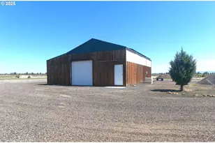 10500 SW Graham Rd, Culver, OR 97734 - Photo 28