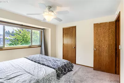 16615 NE Halsey St, Portland, OR 97230 - Photo 16