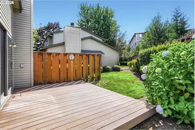 16615 NE Halsey St, Portland, OR 97230 - Photo 24