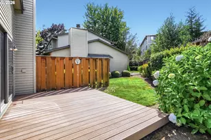 16615 NE Halsey St, Portland, OR 97230 - Photo 24