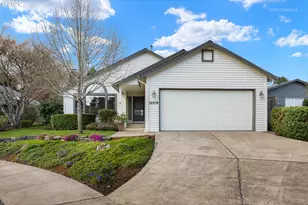 12515 SW Peachvale St, Portland, OR 97224 - Photo 2