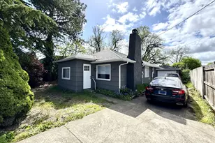 1135 Monmouth St, Independence, OR 97351 - Photo 2