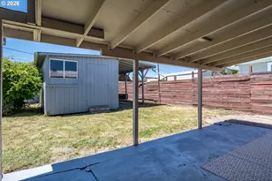 54 NW Rose St, Winston, OR 97496 - Photo 38