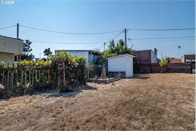 54 NW Rose St, Winston, OR 97496 - Photo 48