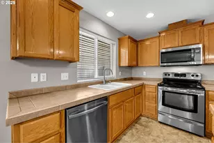 2210 NW 7th St, Battle Ground, WA 98604 - Photo 12