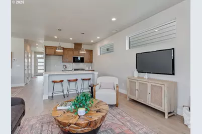 13904 SW 175th Ave, Tigard, OR 97140 - Photo 10