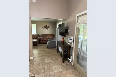 13540 NE Sacramento St, Portland, OR 97230 - Photo 6