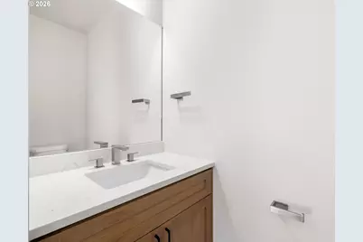 5870 N Missouri Ave, Portland, OR 97217 - Photo 26