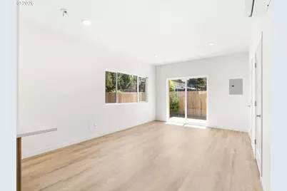 5870 N Missouri Ave, Portland, OR 97217 - Photo 24