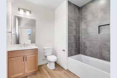 5870 N Missouri Ave, Portland, OR 97217 - Photo 8