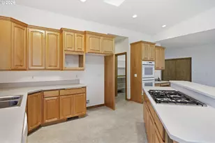 10190 SE Wyndham Way, Happy Valley, OR 97086 - Photo 16