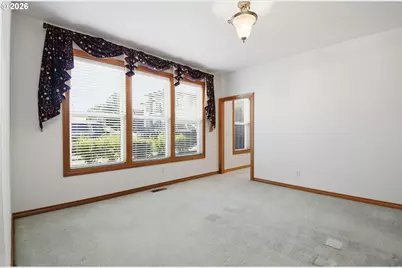 10190 SE Wyndham Way, Happy Valley, OR 97086 - Photo 8