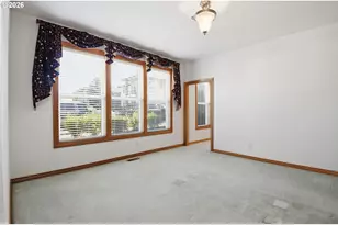 10190 SE Wyndham Way, Happy Valley, OR 97086 - Photo 8