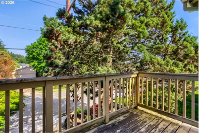 2213 SE 60th Ave, Portland, OR 97215 - Photo 4