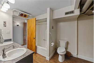 1400 Beach Loop Dr, Bandon, OR 97411 - Photo 32