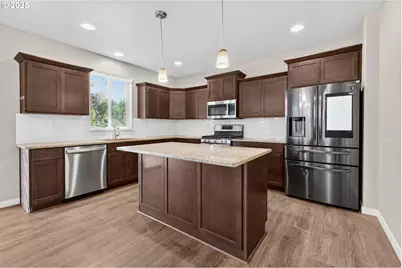 1375 Lorien Ln, Eugene, OR 97404 - Photo 8
