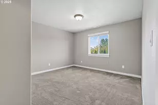 1375 Lorien Ln, Eugene, OR 97404 - Photo 22