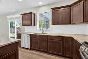 1375 Lorien Ln, Eugene, OR 97404 - Photo 10
