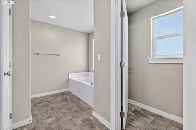 1375 Lorien Ln, Eugene, OR 97404 - Photo 34