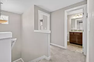 1375 Lorien Ln, Eugene, OR 97404 - Photo 18