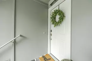 650 Harlow Rd, Springfield, OR 97477 - Photo 2