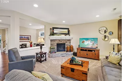 13868 SE Falcon Ave, Clackamas, OR 97015 - Photo 8