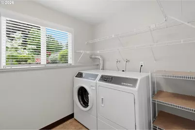 801 SE 37th Ave, Hillsboro, OR 97123 - Photo 28