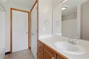801 SE 37th Ave, Hillsboro, OR 97123 - Photo 26