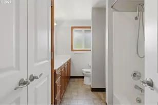 801 SE 37th Ave, Hillsboro, OR 97123 - Photo 24
