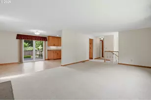 801 SE 37th Ave, Hillsboro, OR 97123 - Photo 8