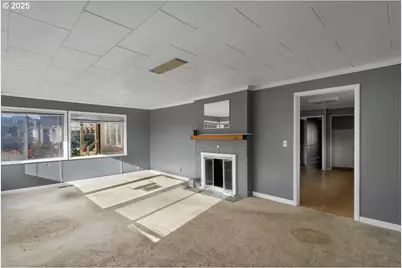 1110 6th Ave, Seaside, OR 97138 - Photo 10