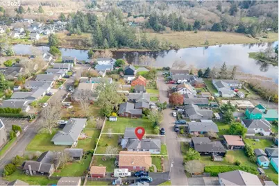 1110 6th Ave, Seaside, OR 97138 - Photo 8