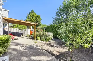 16784 NW Arizona Dr, Beaverton, OR 97006 - Photo 18