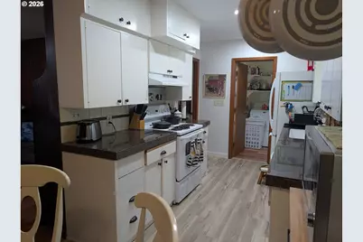 3400 7th St, Hubbard, OR 97032 - Photo 22