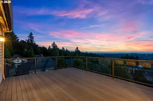 2633 NW Holloway Dr, Portland, OR 97229 - Photo 32