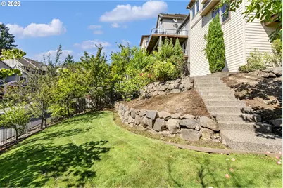 2633 NW Holloway Dr, Portland, OR 97229 - Photo 38