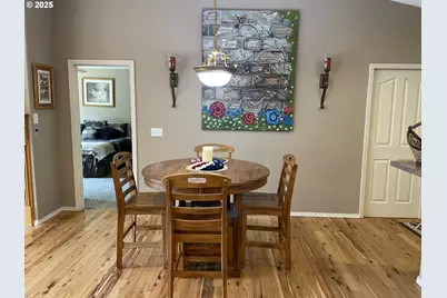 270 NW Bulldog Dr, Stevenson, WA 98648 - Photo 10