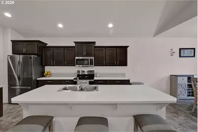 789 S 52nd Pl, Springfield, OR 97478 - Photo 12