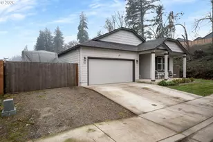 789 S 52nd Pl, Springfield, OR 97478 - Photo 2