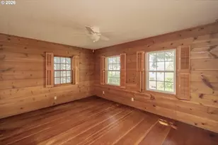 1827 SW Dewitt St, Portland, OR 97239 - Photo 22